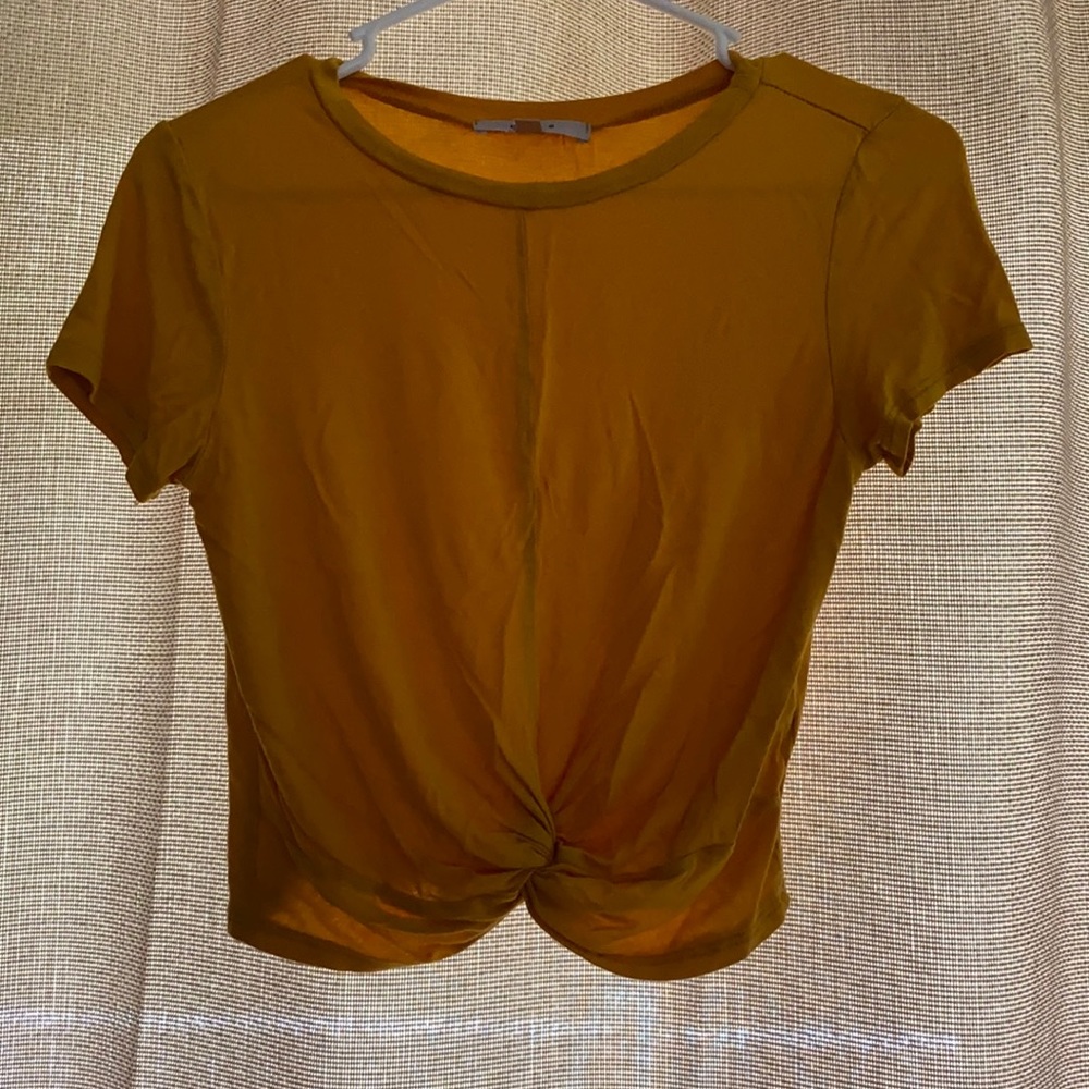 Crop top